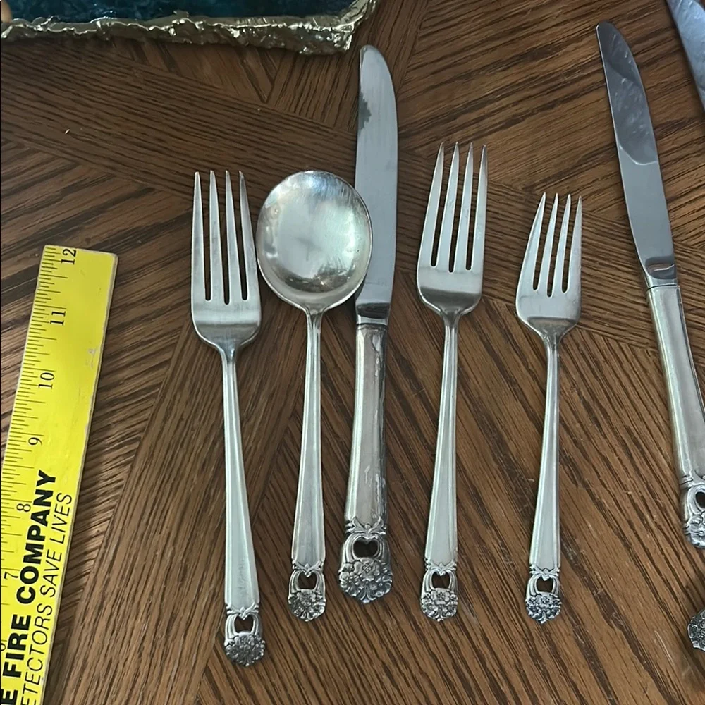 1847 Rogers Eternally Yours Silverplate Silverware